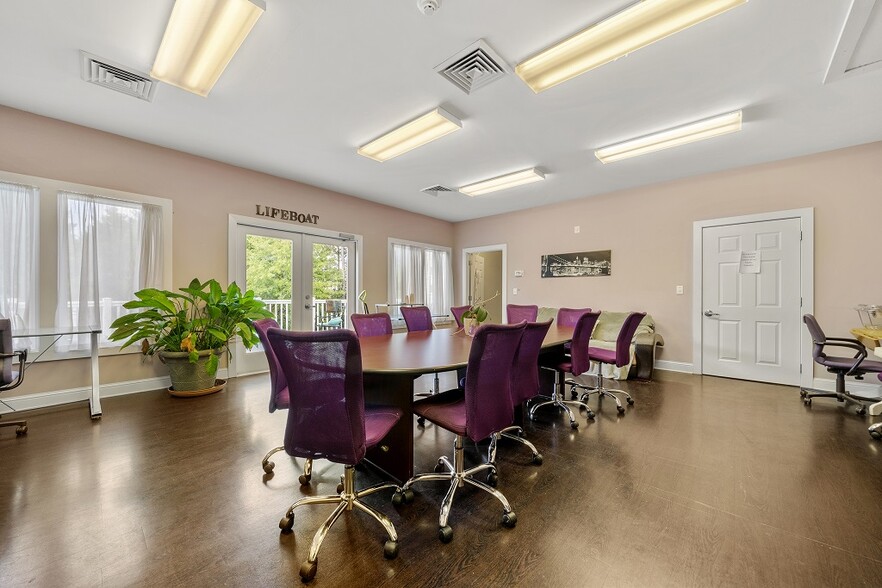 More Photos Of 1201 Georgian Park, Peachtree City Medical For Sale