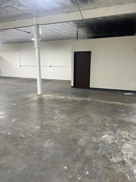 More Photos Of 11654-11658 McBean Dr, El Monte Manufacturing For Lease