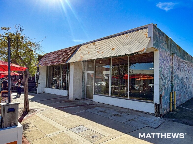 More Photos Of 1705 S Catalina Ave, Redondo Beach General Retail For Lease