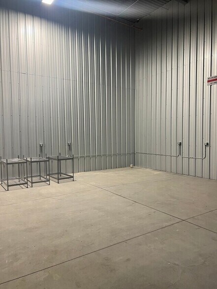 More Photos Of , Monument Flex For Sale