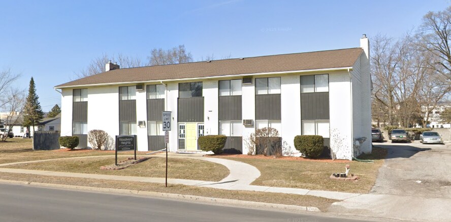 Primary Photo Of 1771 E Woodward Heights Blvd, Hazel Park Apartments For Sale