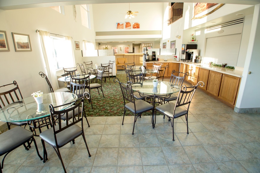 More Photos Of 520 N Moapa Valley Blvd, Overton Hotel For Sale