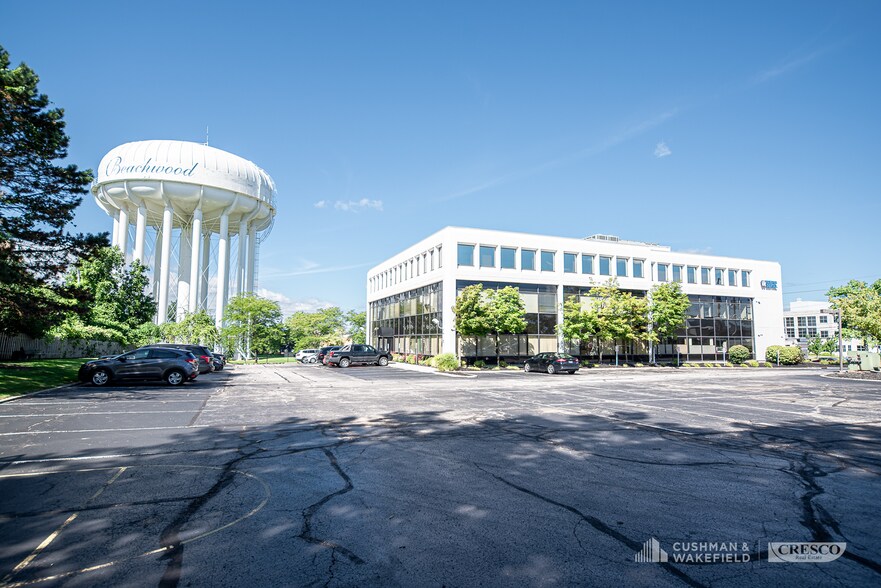 More Photos Of 25200 Chagrin Blvd, Beachwood Office For Lease