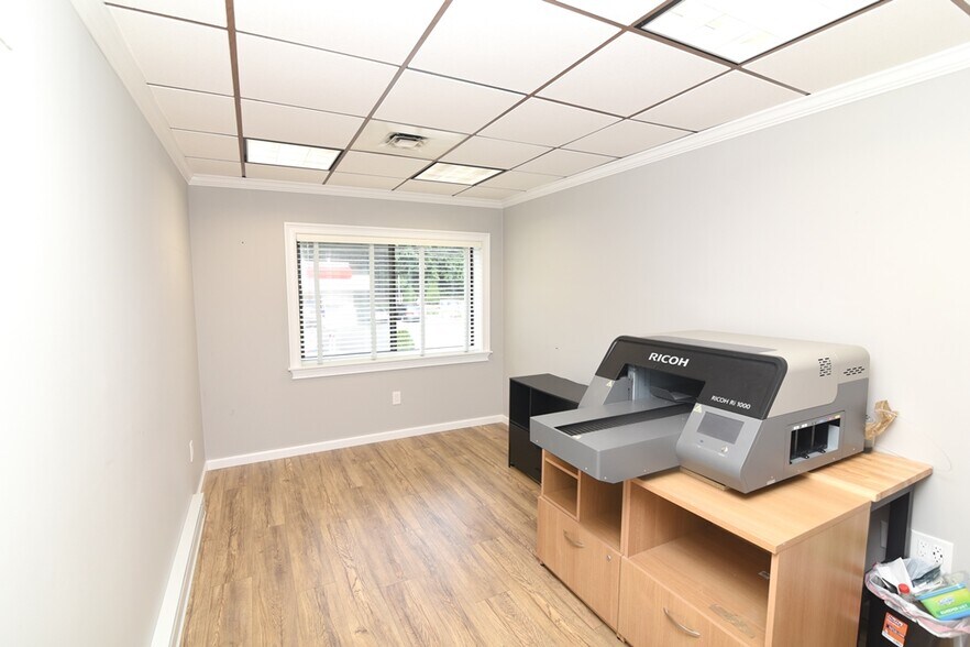 More Photos Of 155 Main St, Brewster Office For Sale
