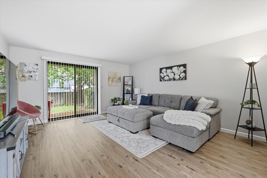 More Photos Of 1601-1607 Bonney Ave, Sumner Apartments For Sale