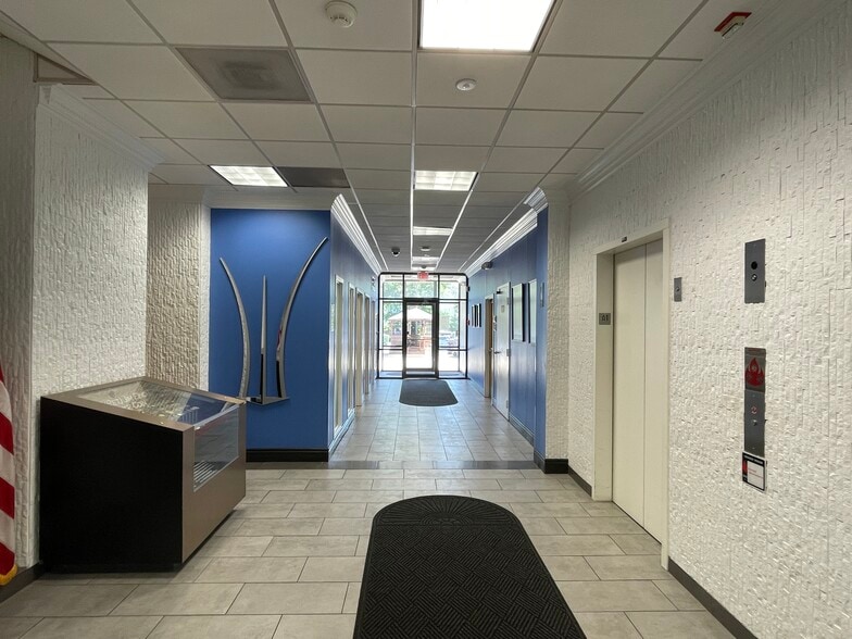 More Photos Of 5211 Auth Rd, Camp Springs Office For Sale