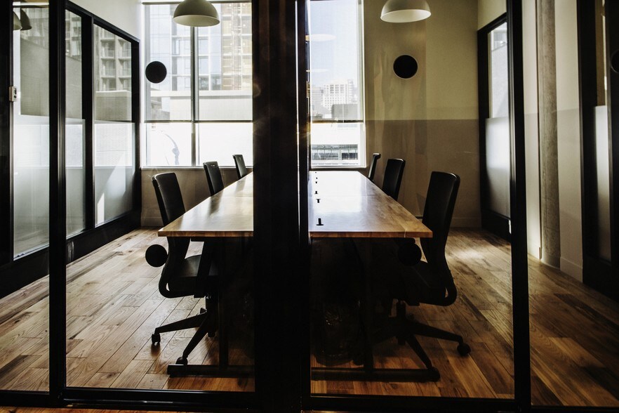 More Photos Of 1275 Av Des Canadiens-De-Montréal, Montréal Coworking Space