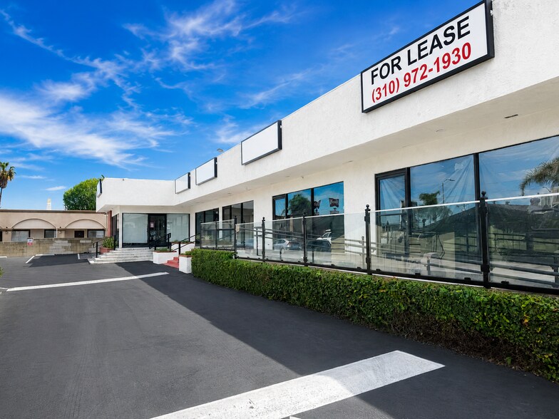 More Photos Of 2366 Pacific Coast Hwy, Lomita Unknown For Lease