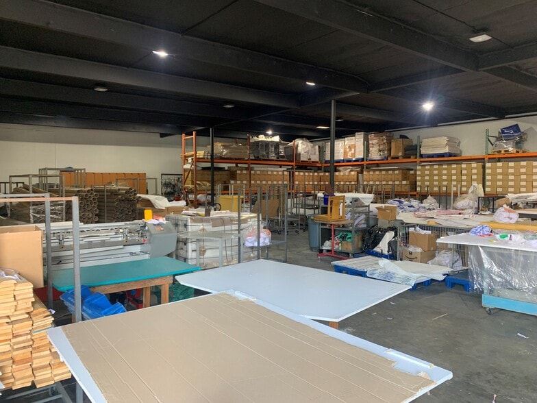 More Photos Of 1439 Plaza Del Amo, Torrance Warehouse For Sale