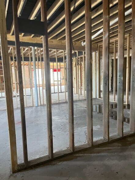 More Photos Of 9611 San Jose Blvd, Jacksonville Storefront Retail Office For Lease