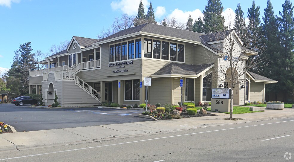 More Photos Of 588 San Ramon Valley Blvd, Danville Office Residential For Lease