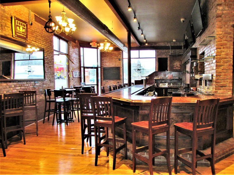 More Photos Of 6931 Gravois Ave, Saint Louis Restaurant For Lease