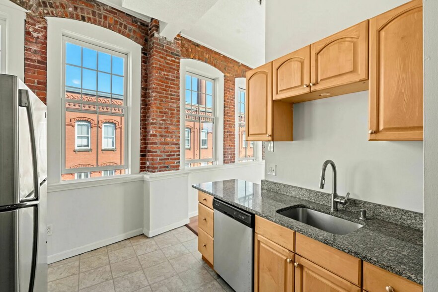 More Photos Of 62 Wingate St, Haverhill Apartments For Sale