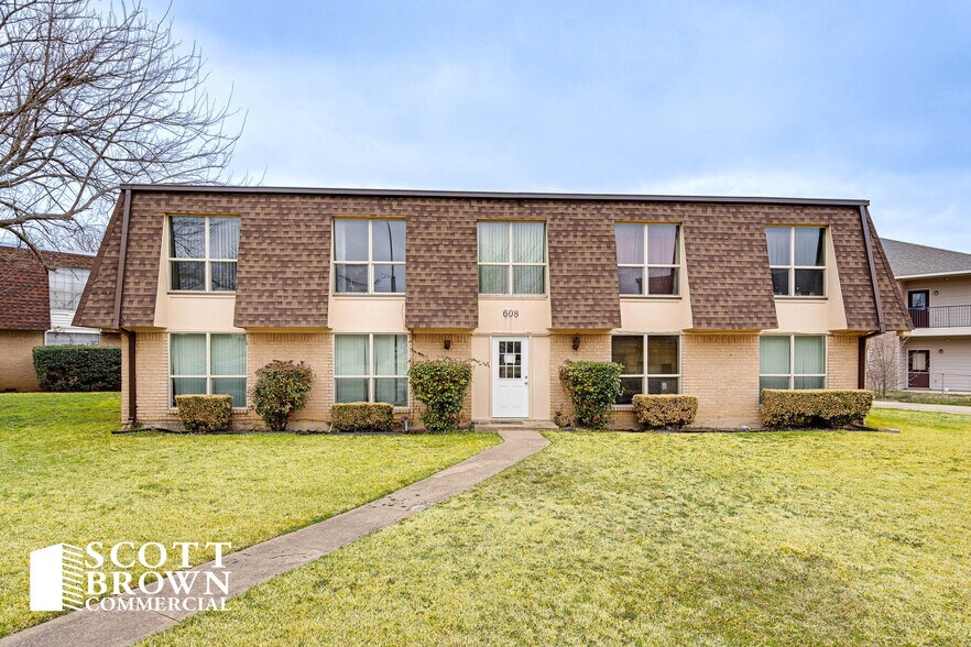 Primary Photo Of 608 Fallmeadow Ct, Denton Apartments For Sale