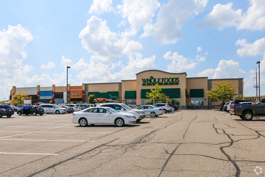 More Photos Of 5515-5805 Deerfield Blvd, Mason Storefront For Lease