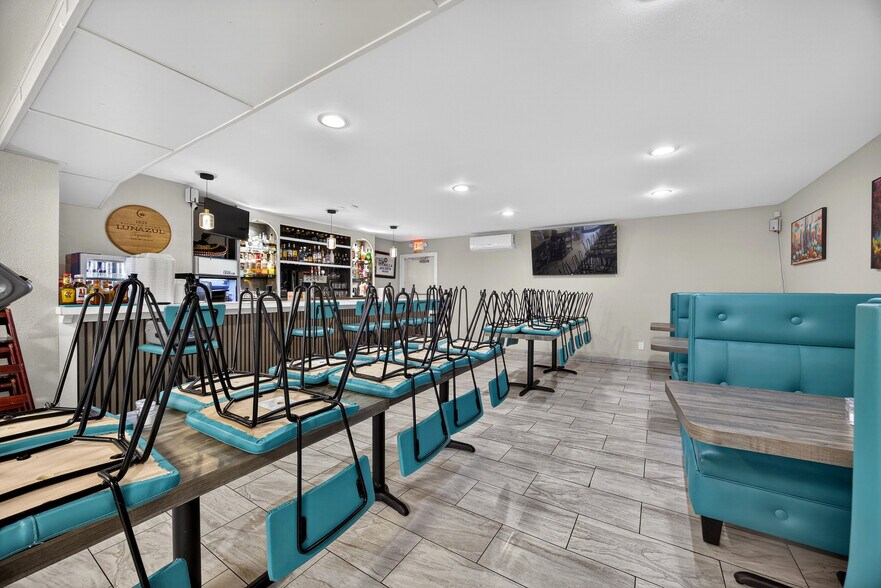 More Photos Of 4350 Augusta Rd, Lexington Restaurant For Sale