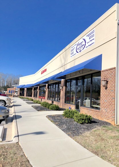 More Photos Of 193 Lowes Dr, Pittsboro Freestanding For Lease