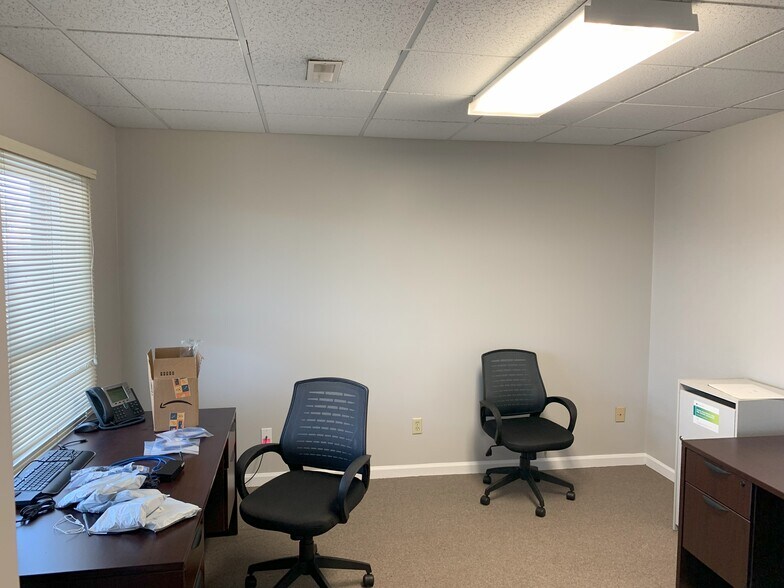 More Photos Of 3-11 Ginger Creek Village Dr, Glen Carbon Medical For Lease