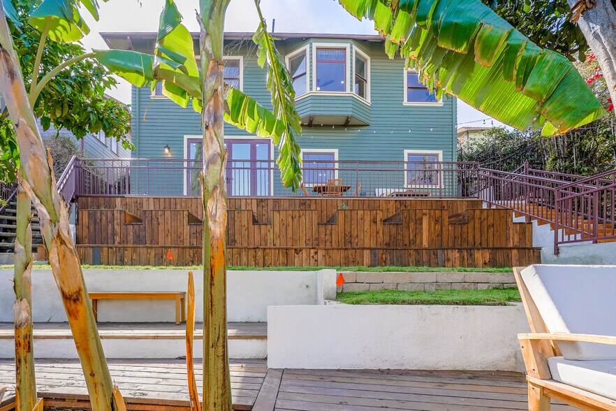 More Photos Of 844 E Kensington Rd, Los Angeles Specialty For Sale