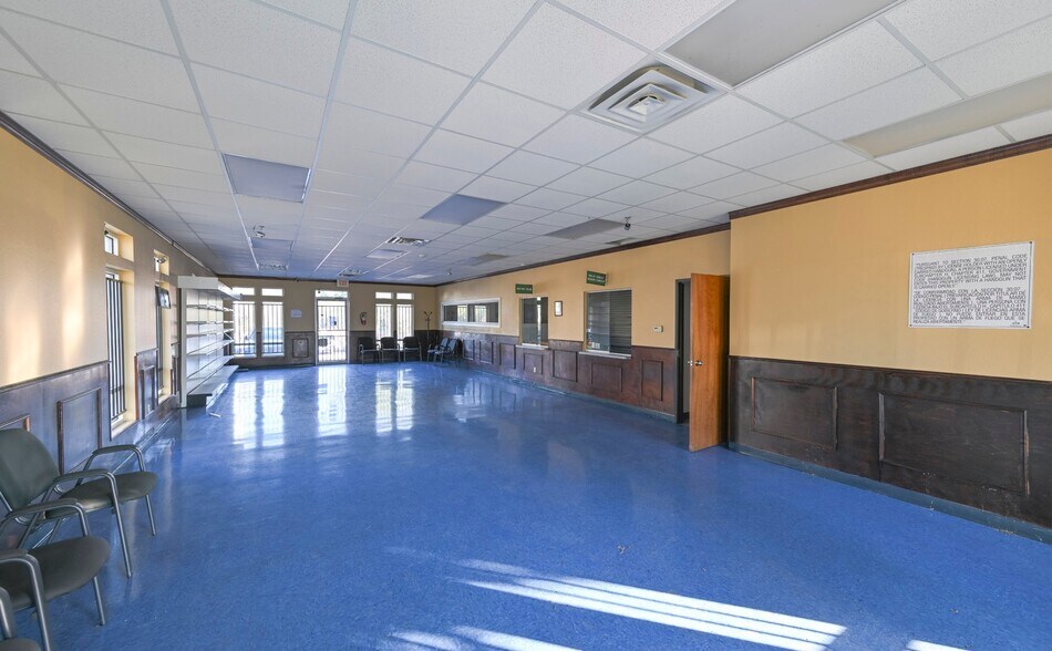 More Photos Of 820 N Zang Blvd, Dallas Medical For Lease