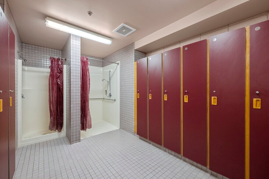 More Photos Of 150 North St, Healdsburg Office Residential For Lease