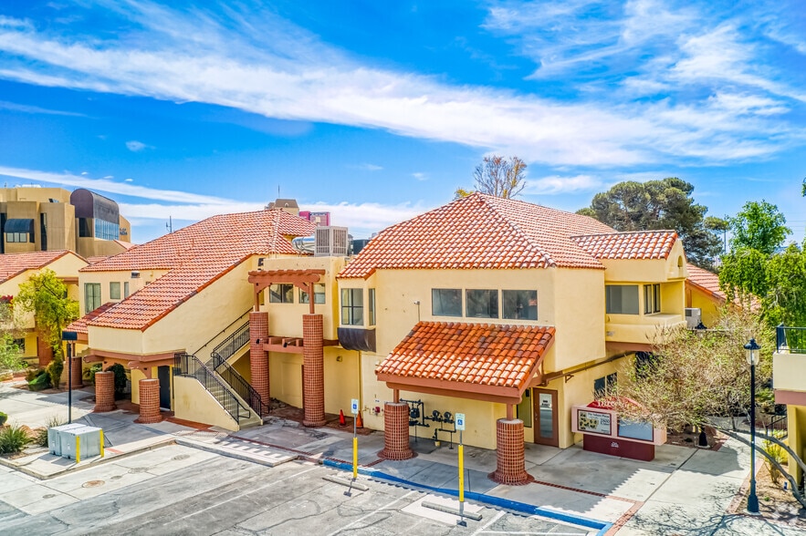 More Photos Of 2800 W Sahara Ave, Las Vegas Unknown For Lease