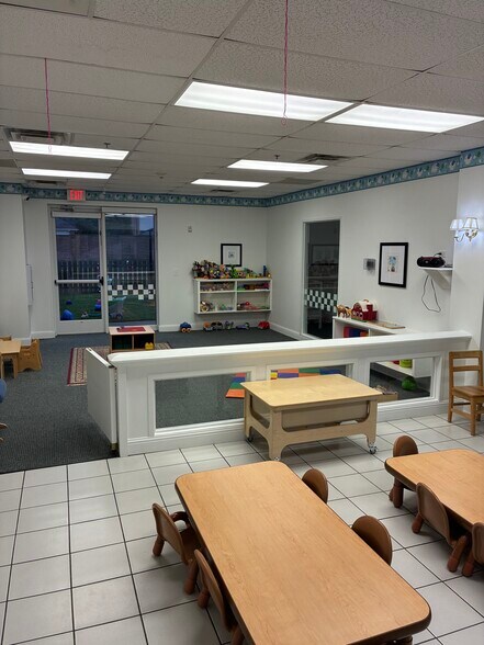 More Photos Of 1207 W McDermott Dr, Allen Daycare Center For Lease