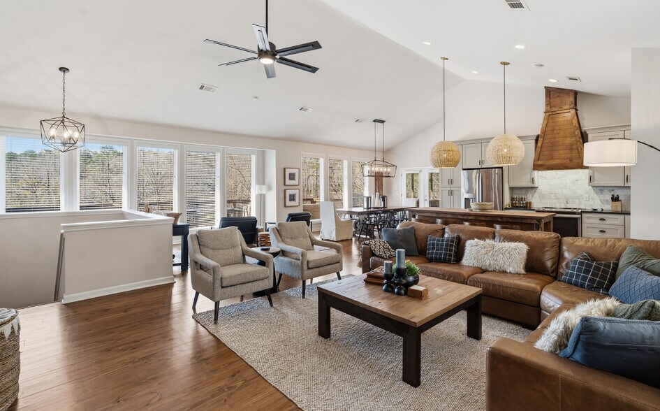 More Photos Of 402 Cliffside dr, Titus Land For Sale