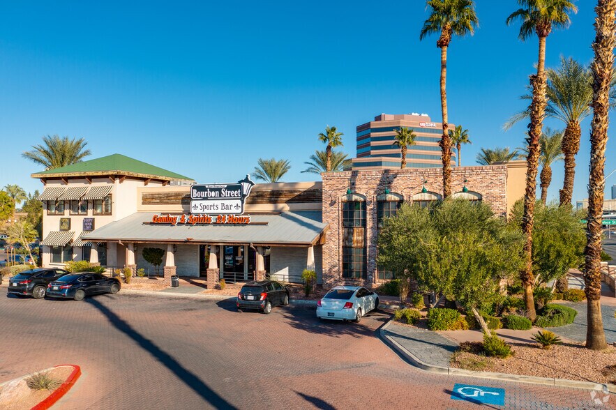 More Photos Of 2600 W Sahara Ave, Las Vegas Unknown For Lease