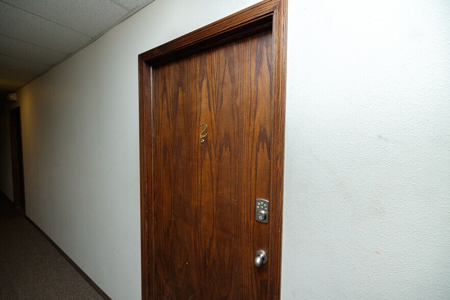 More Photos Of 116 W Pine Ave, El Dorado Office Residential For Sale