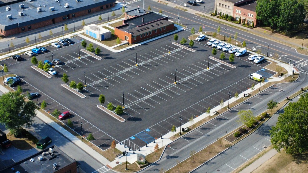 More Photos Of 107 W Liberty St, Rome Office For Sale