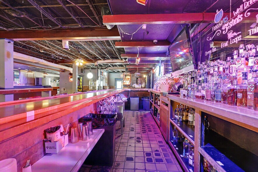 More Photos Of 244 N Water St, Kent Bar For Sale