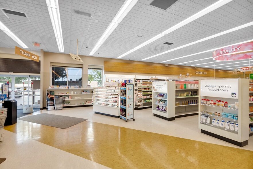 More Photos Of 1781 Stefko Blvd, Bethlehem Drugstore For Lease