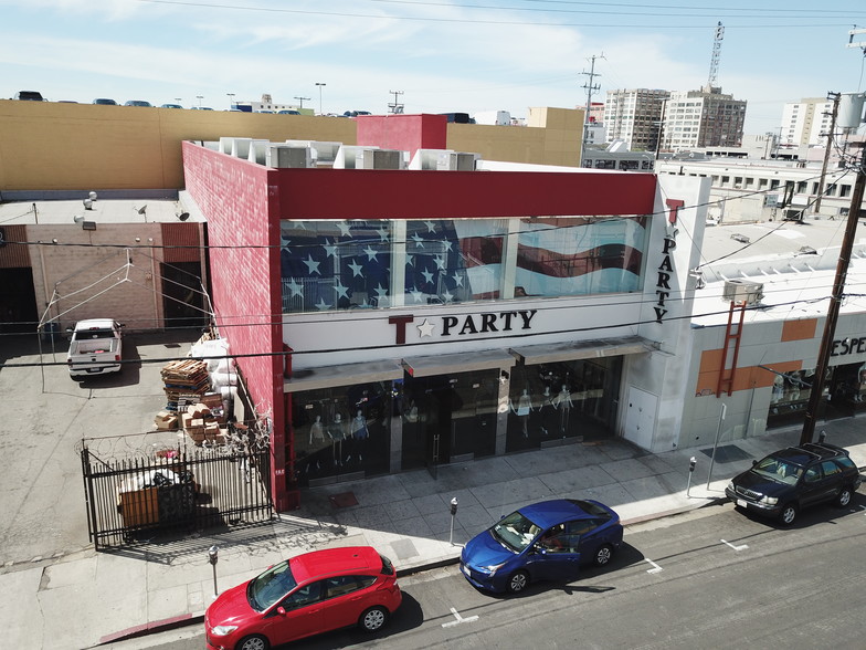 Primary Photo Of 718 E 10th St, Los Angeles Showroom For Sale