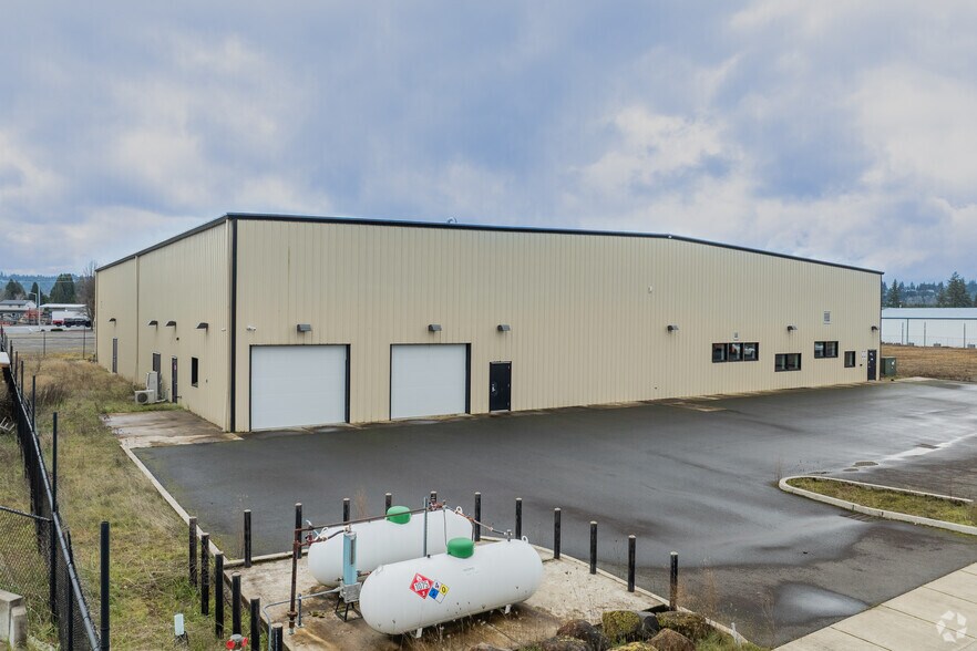 Primary Photo Of 980 NW Noble Dr, Estacada Food Processing For Lease