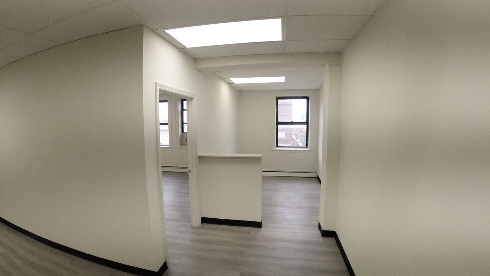 More Photos Of 473 Broadway, Bayonne Office For Lease