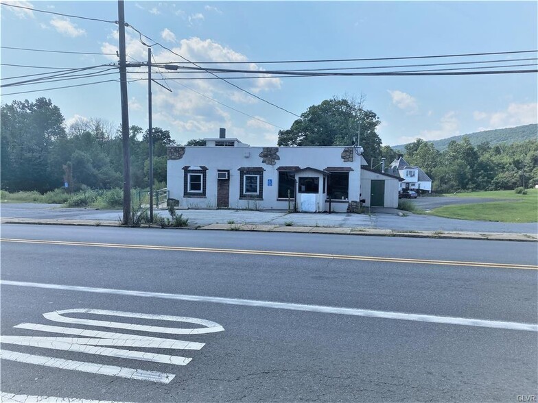 Primary Photo Of 62 N Broadway, Wind Gap Convenience Store For Sale