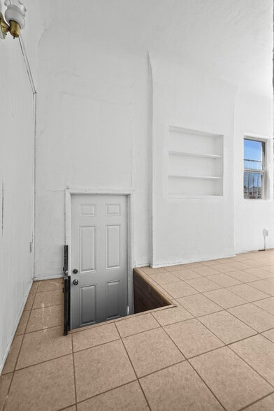 More Photos Of 1600 Wyoming Ave, El Paso Storefront Retail Residential For Sale