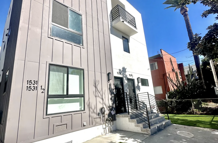 Primary Photo Of 1529 W 35th Pl, Los Angeles Apartments For Sale