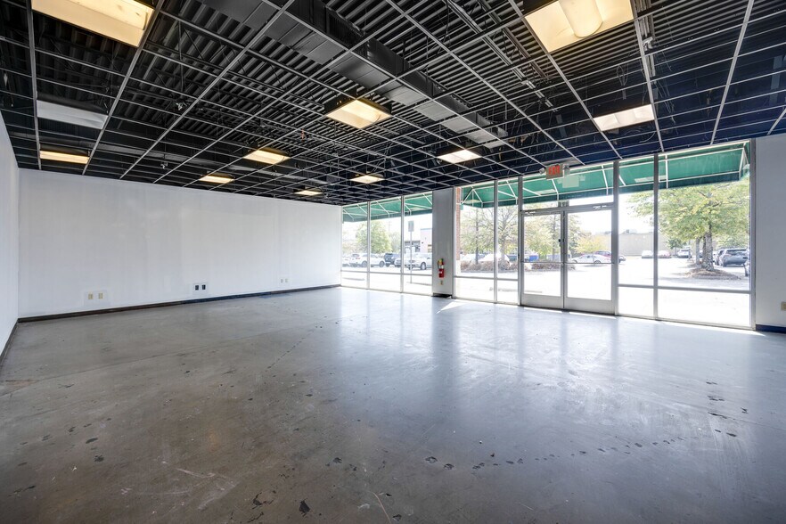 More Photos Of 2271 Gunbarrel Rd, Chattanooga Unknown For Lease