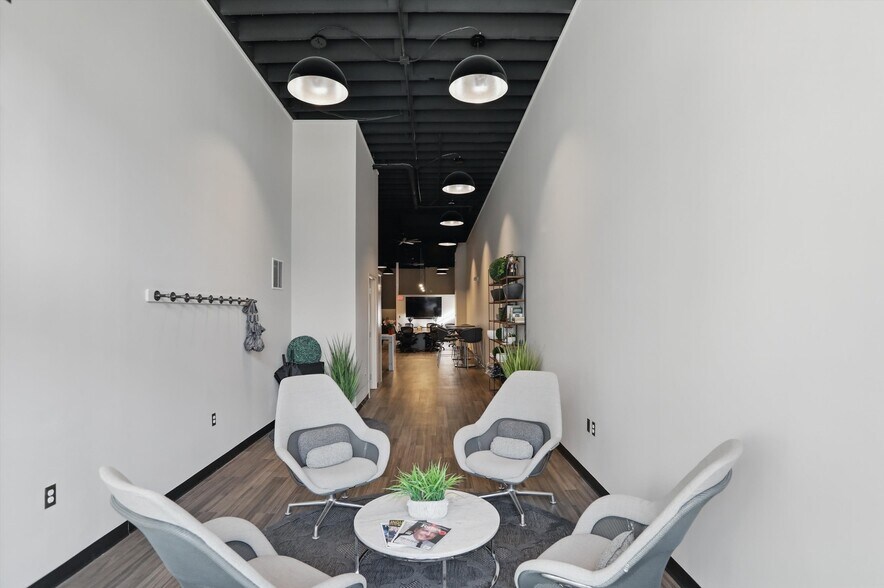 More Photos Of 164 E Jefferson St, Franklin Office For Sale