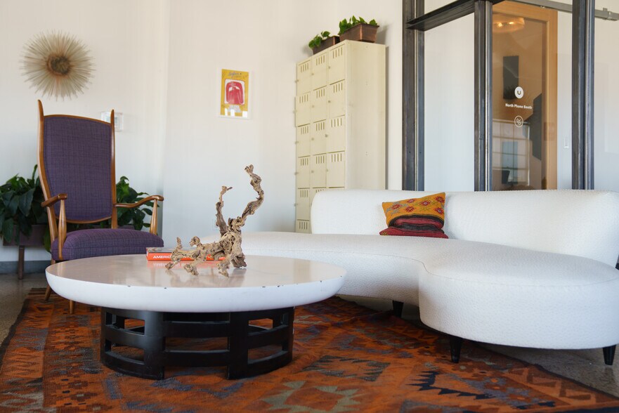 More Photos Of 440 E Route 66, Glendora Coworking Space