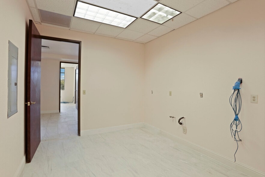 More Photos Of 3133 W March Ln, Stockton Medical For Sale