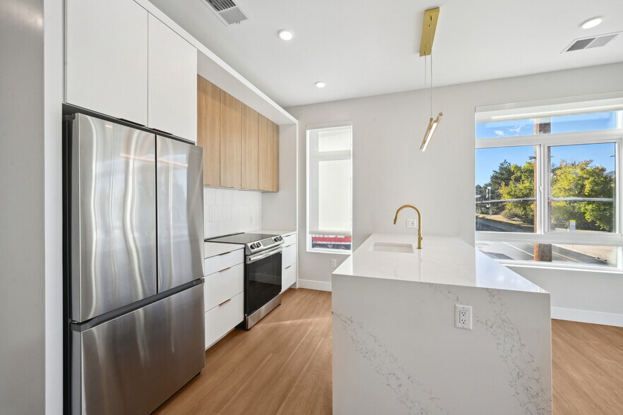 More Photos Of 3800 Tennyson St, Denver Apartments For Sale