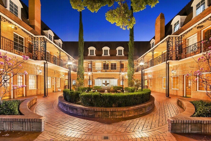 More Photos Of 960 E Green St, Pasadena Medical For Sale