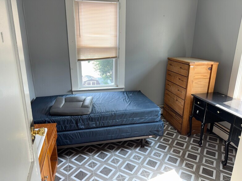 More Photos Of 57-59 Sharp St, Haverstraw Office For Sale