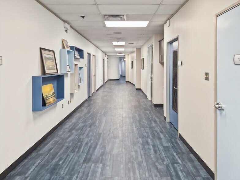 More Photos Of 335 Hoffer Dr, Regina Coworking Space