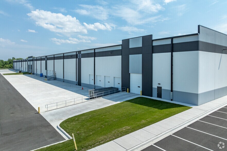 More Photos Of 1651 Sparrows Point Blvd, Sparrows Point Industrial For Lease