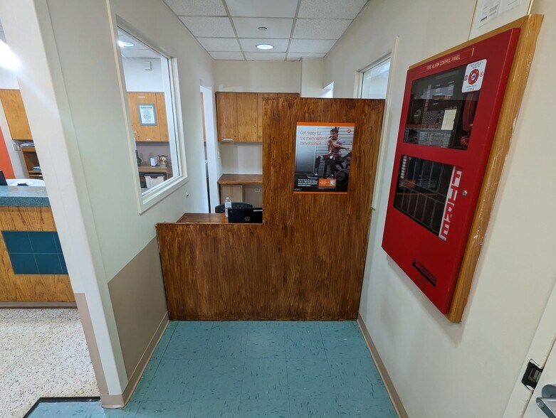 More Photos Of 1057-1071 E Tremont Ave, Bronx Freestanding For Lease