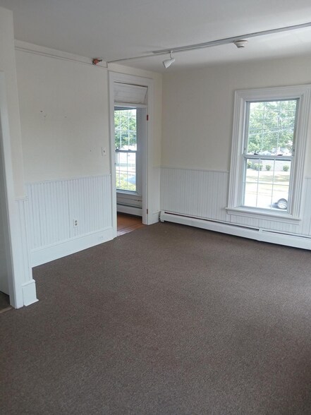 More Photos Of 5870 Easton Rd, Plumsteadville Freestanding For Sale